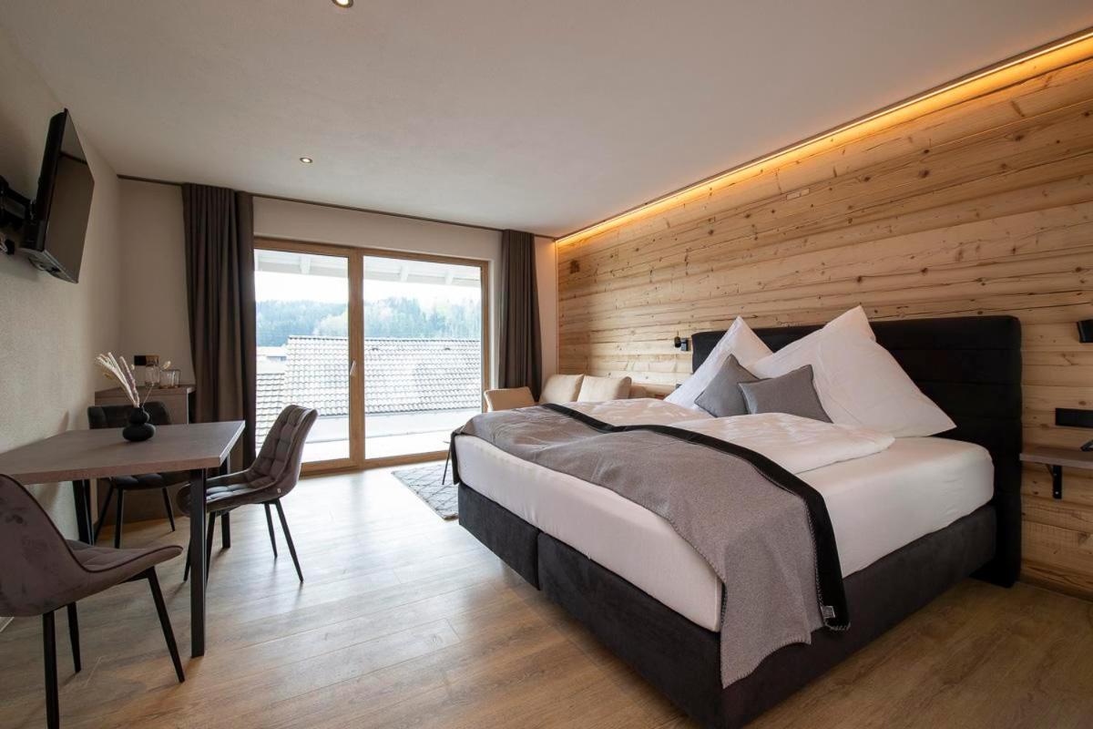 Mueller'S Stuben Hotel อิสนี อิม อัลล์กอย ภายนอก รูปภาพ